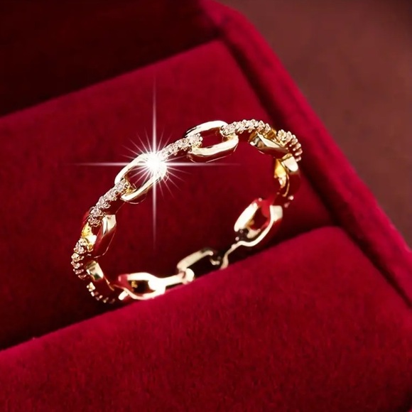 Stax 18k Gold Chain Link Diamond Ring - Picture 4 of 10